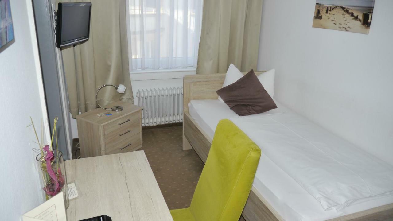 Parkhotel Und Boardingzimmer